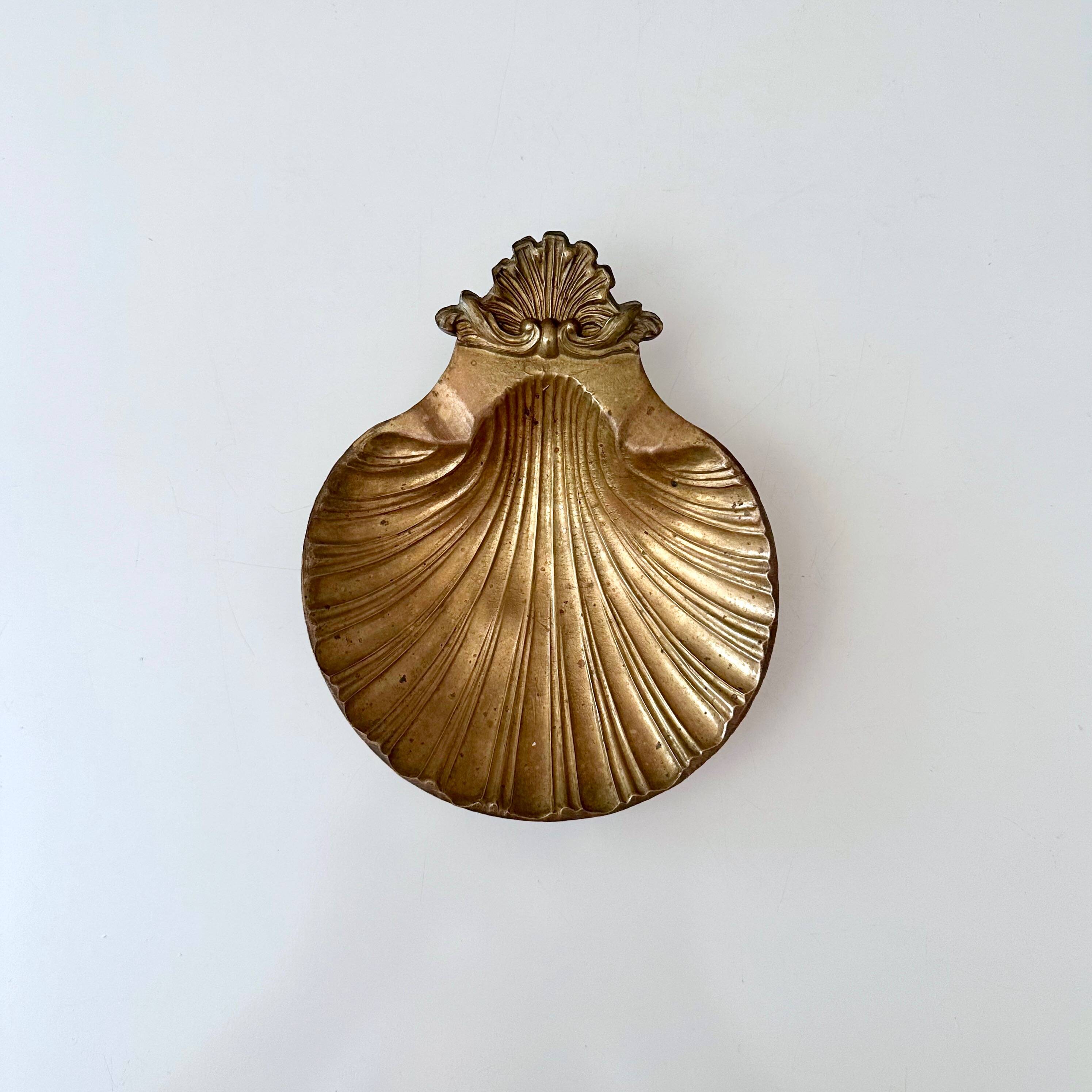 Vintage soap dish shell brass, soap holder gold