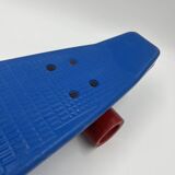 Skateboard bleu