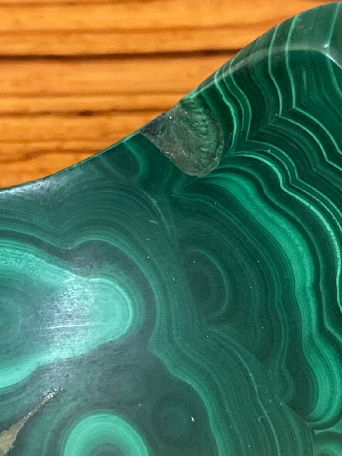 Cendrier bloc de malachite 310 gr