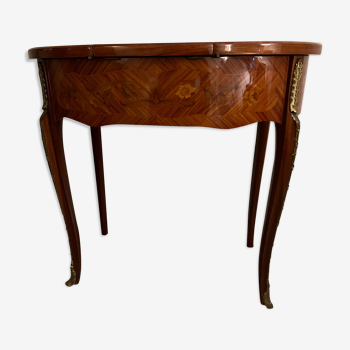 Coiffeuse Louis XV rognon