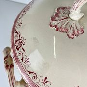 Ironstone soup tureen Creil & Montereau, "Admiral" model, red, 19th century.