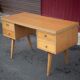 Bureau années 60 allemand en bois de hêtre pieds compas