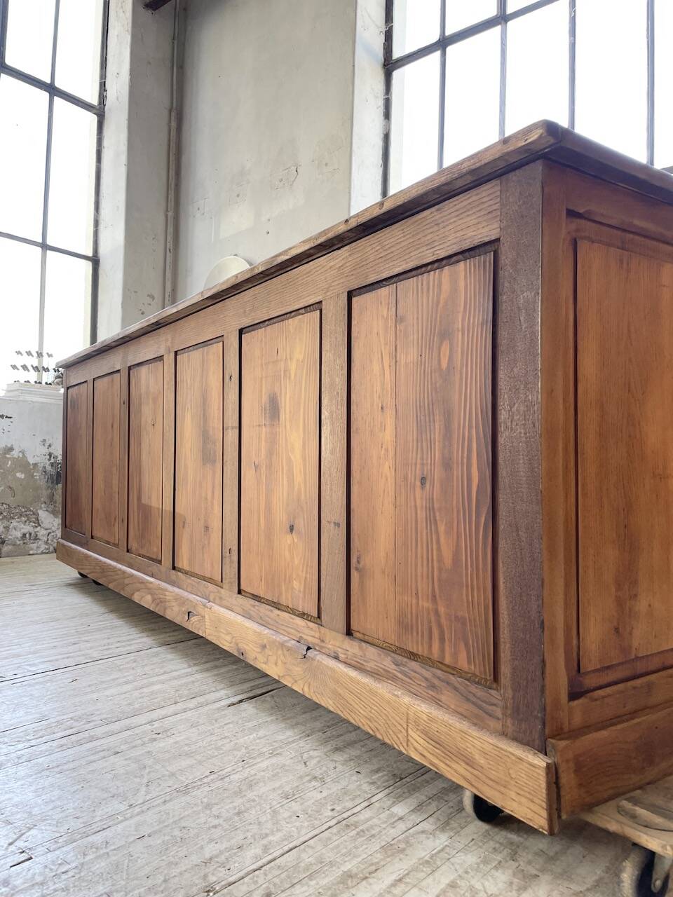 XXL solid oak counter sideboard