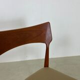 Danish MidCentury Dining Chair Model 142 by Bernt Petersen, 1960