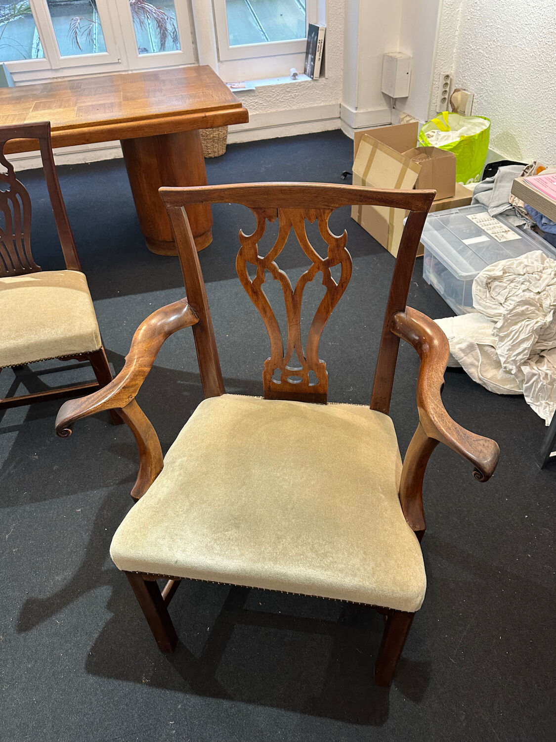 English dining chairs – Carver chairs – Hepplewhite style