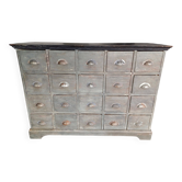 20-drawer cabinet with shell handles