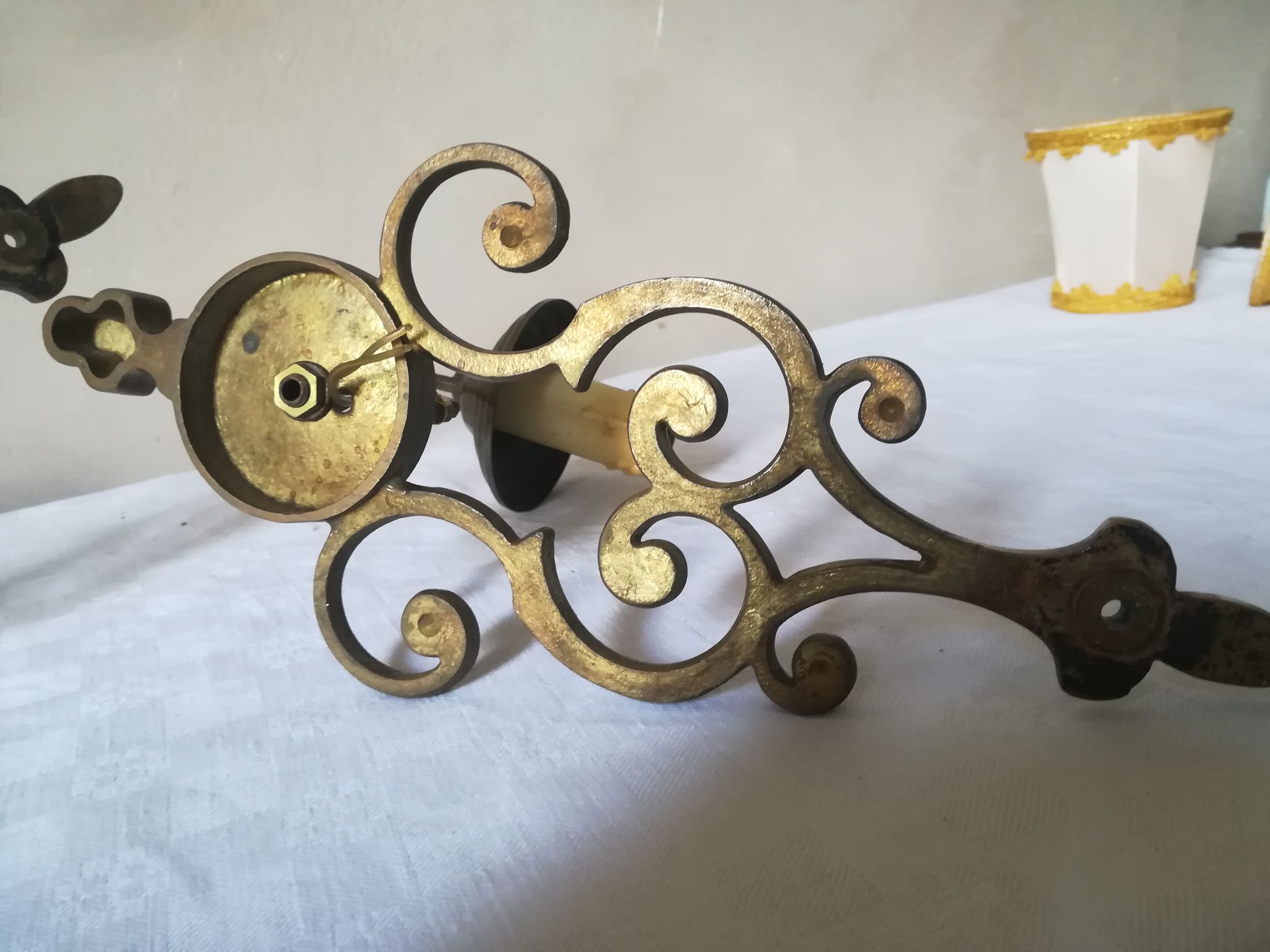 Duo d'appliques en laiton