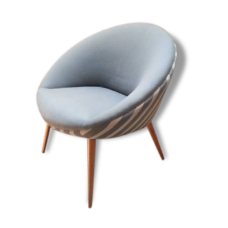 Fauteuil egg cup années 50