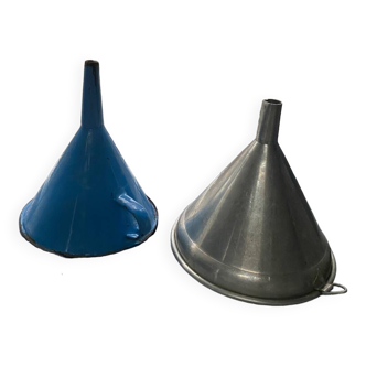 Metal funnels