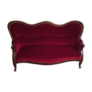 Canapé rouge baroque