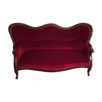 Canapé rouge baroque