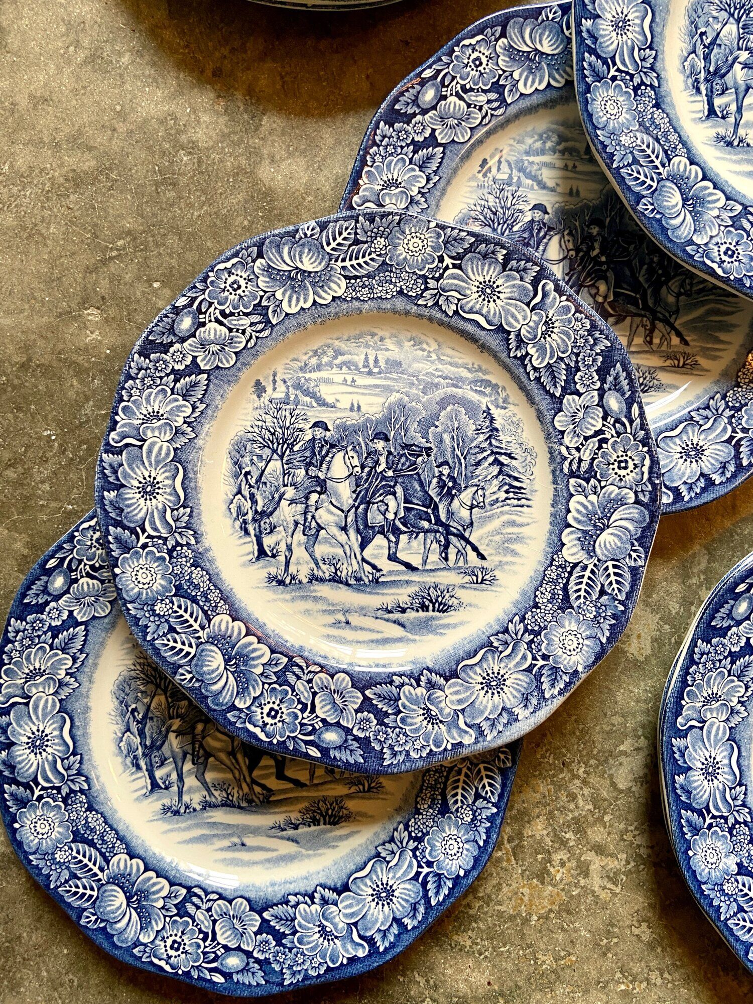 10 flat plates in English iron earth Liberty blue