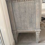 Loaf chest of drawers