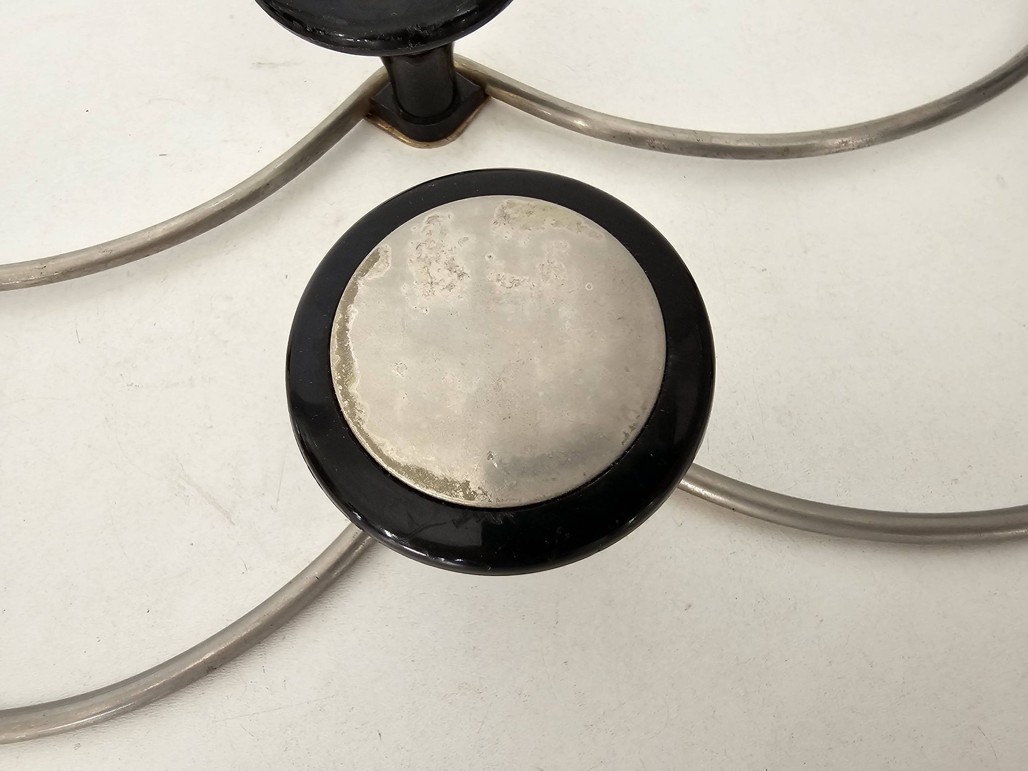 Set of 2 wave effect coat racks (3 hooks) from the 1960s.