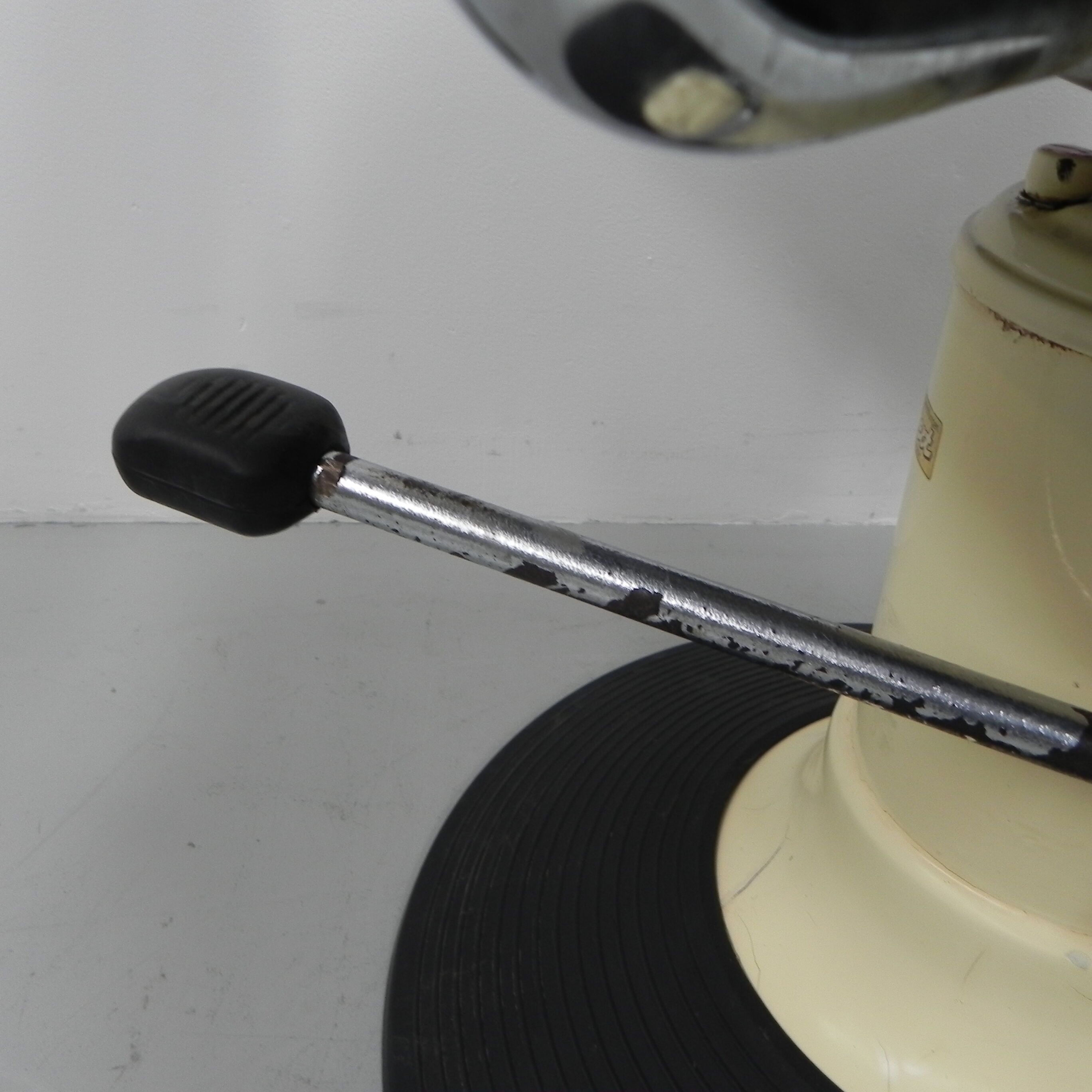 Vintage barber chair, barber chair Nubert