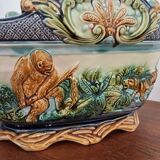 Majolica slip planter