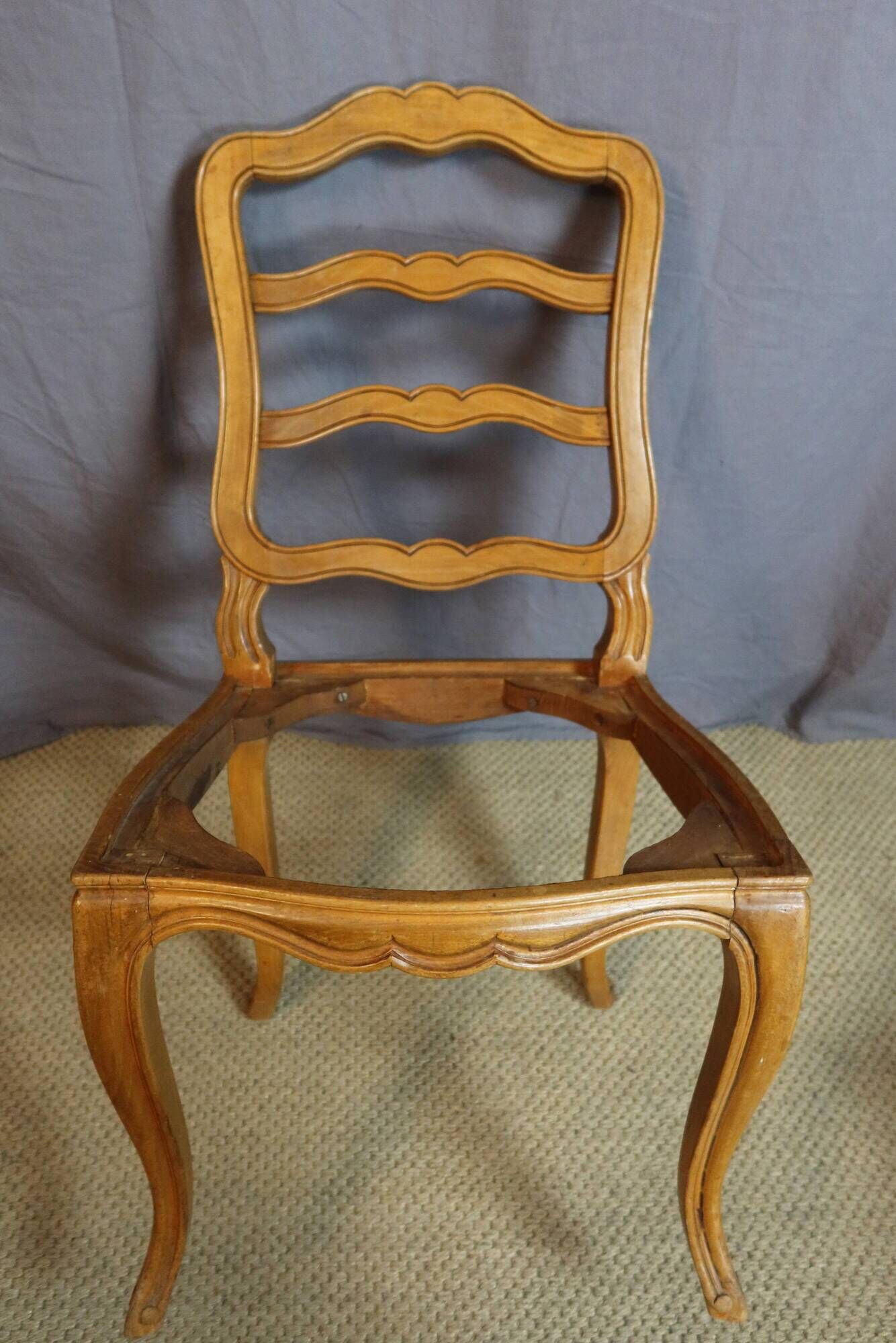 CHAIRS IN LOUIS XV STYLE