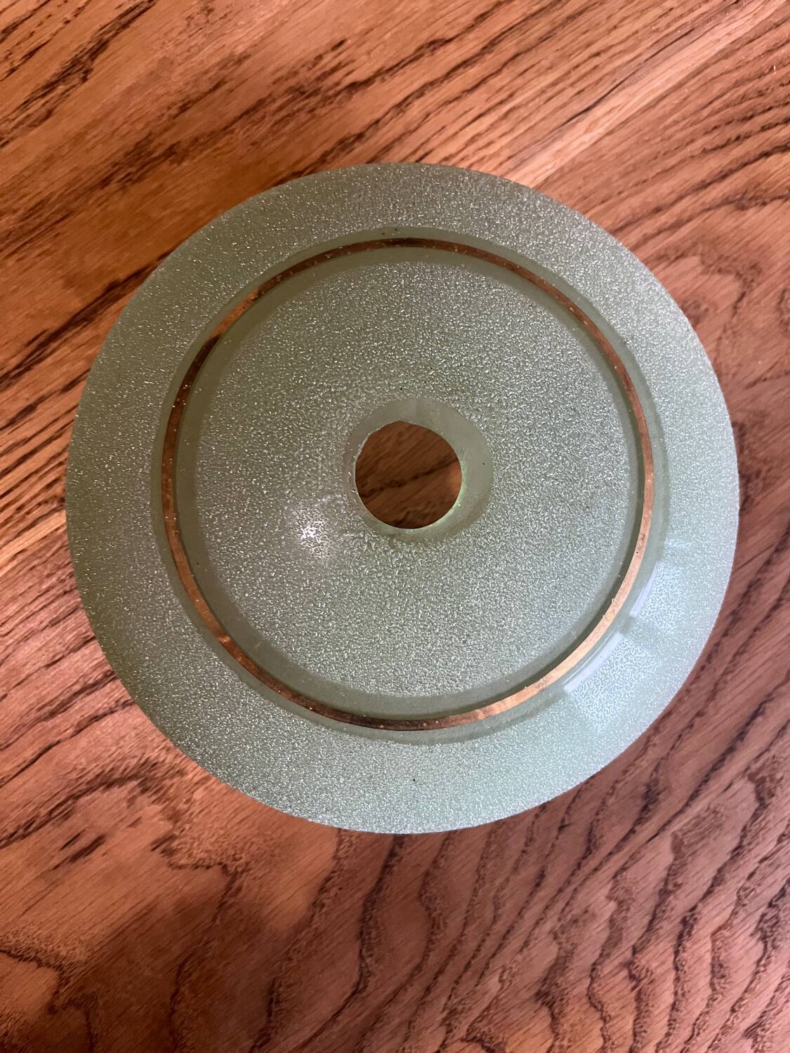 5 green and gold lamp glasses