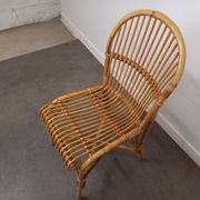 Bureau et sa chaise en rotin