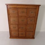 Classeur vintage avec tiroirs