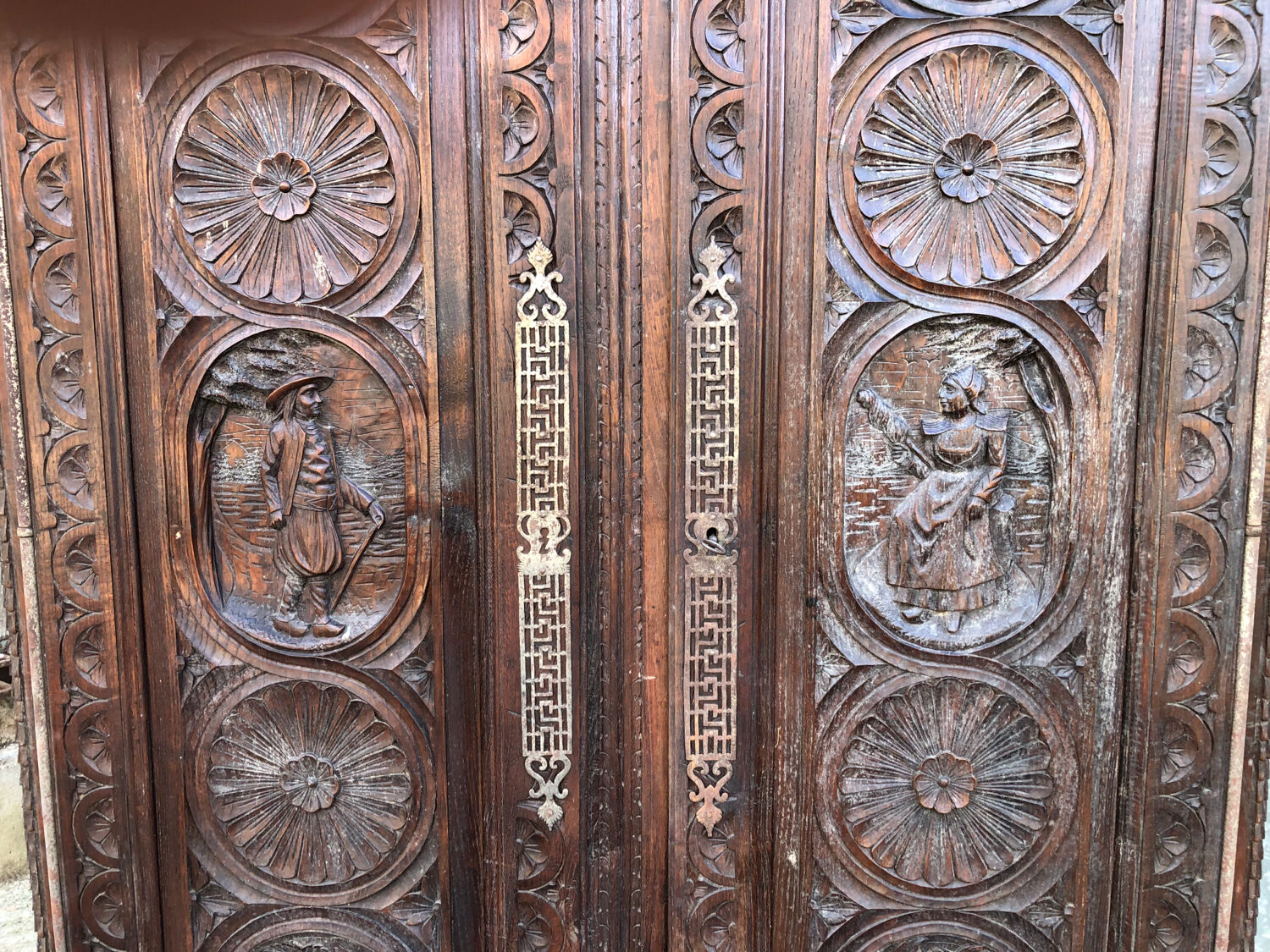Antique Breton oak cabinet, richly carved