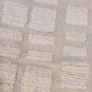 Handmade white Berber rug in natural wool, size 140 x 260 cm