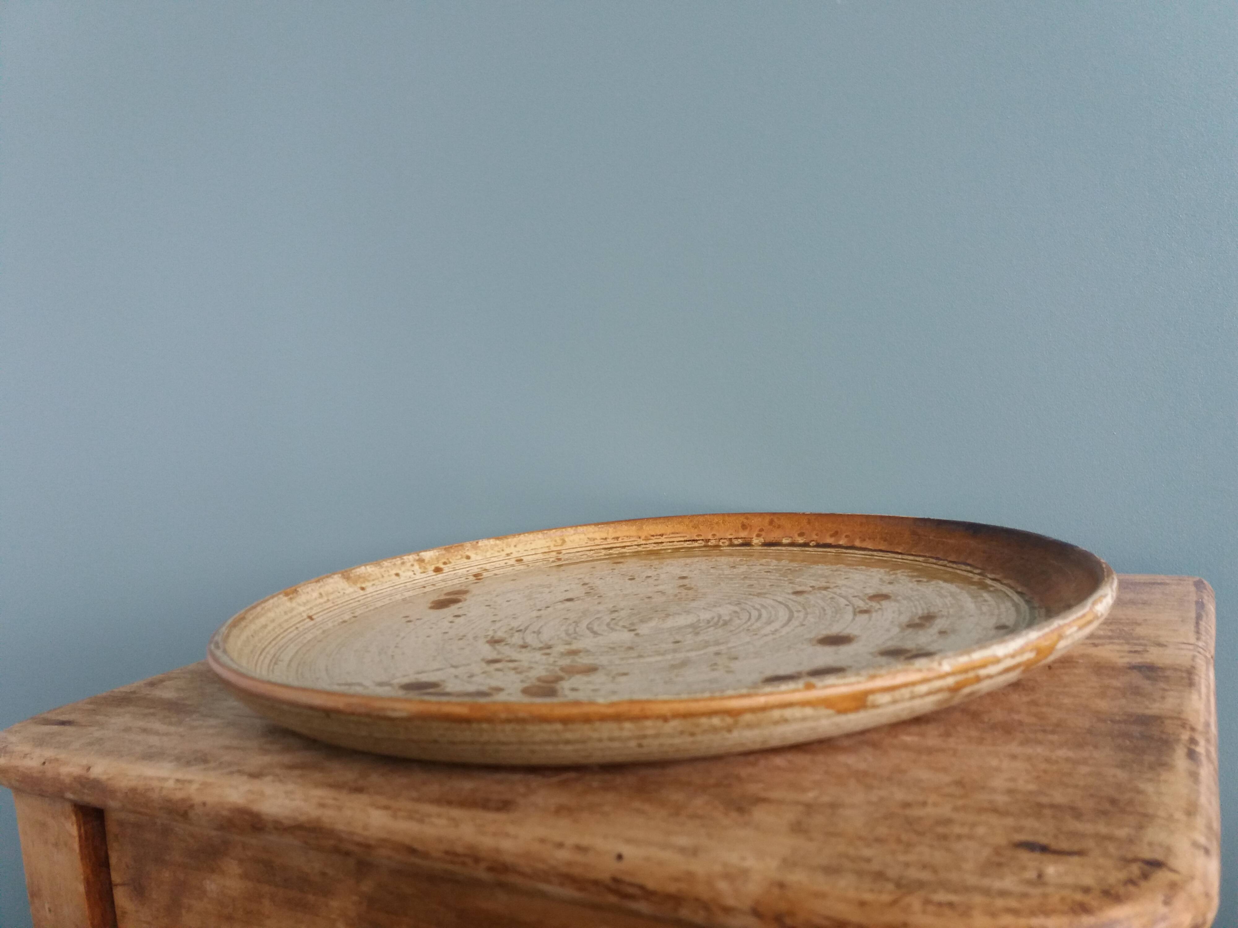 Pie or cake dish in Puisaye stoneware signed Jean-Pierre Prud'homme