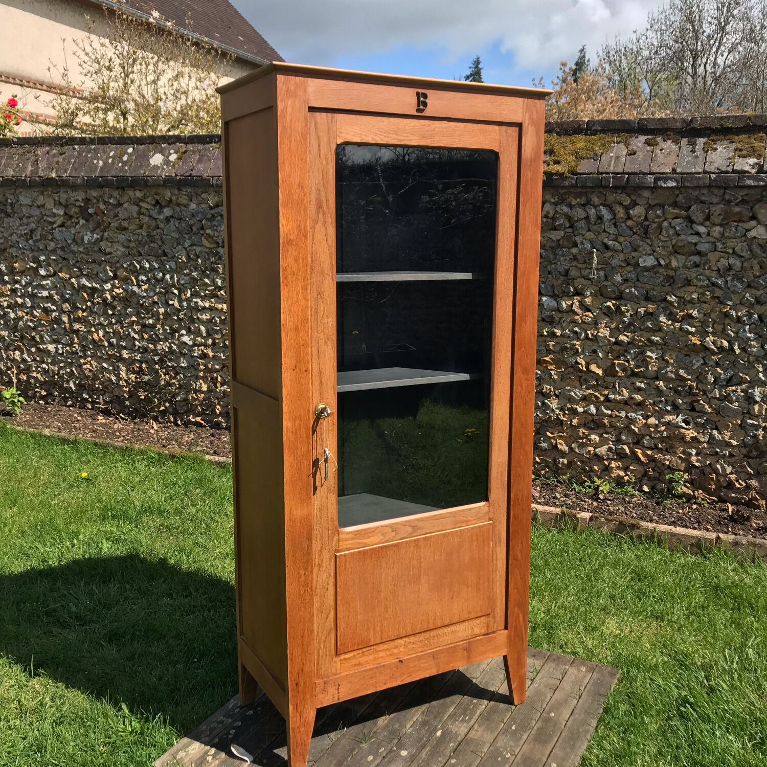 Vintage light oak cashier