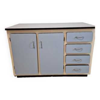 Formica buffet