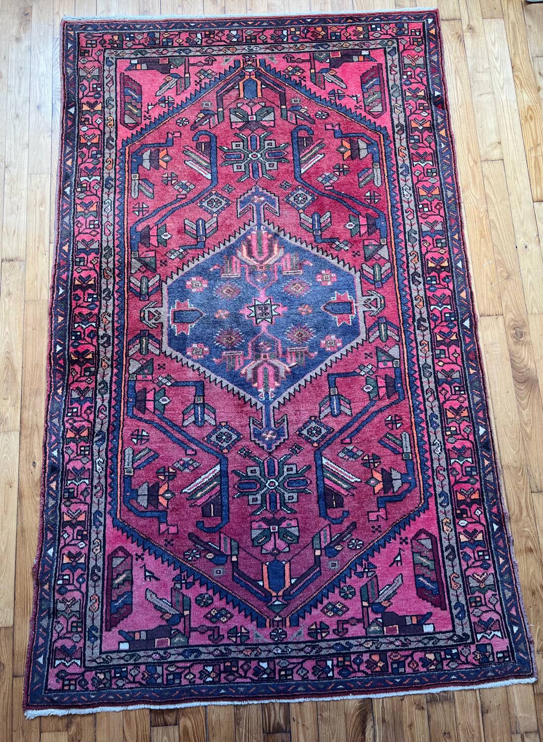 Antique Persian Handmade Oriental Rug 200cmx125cm