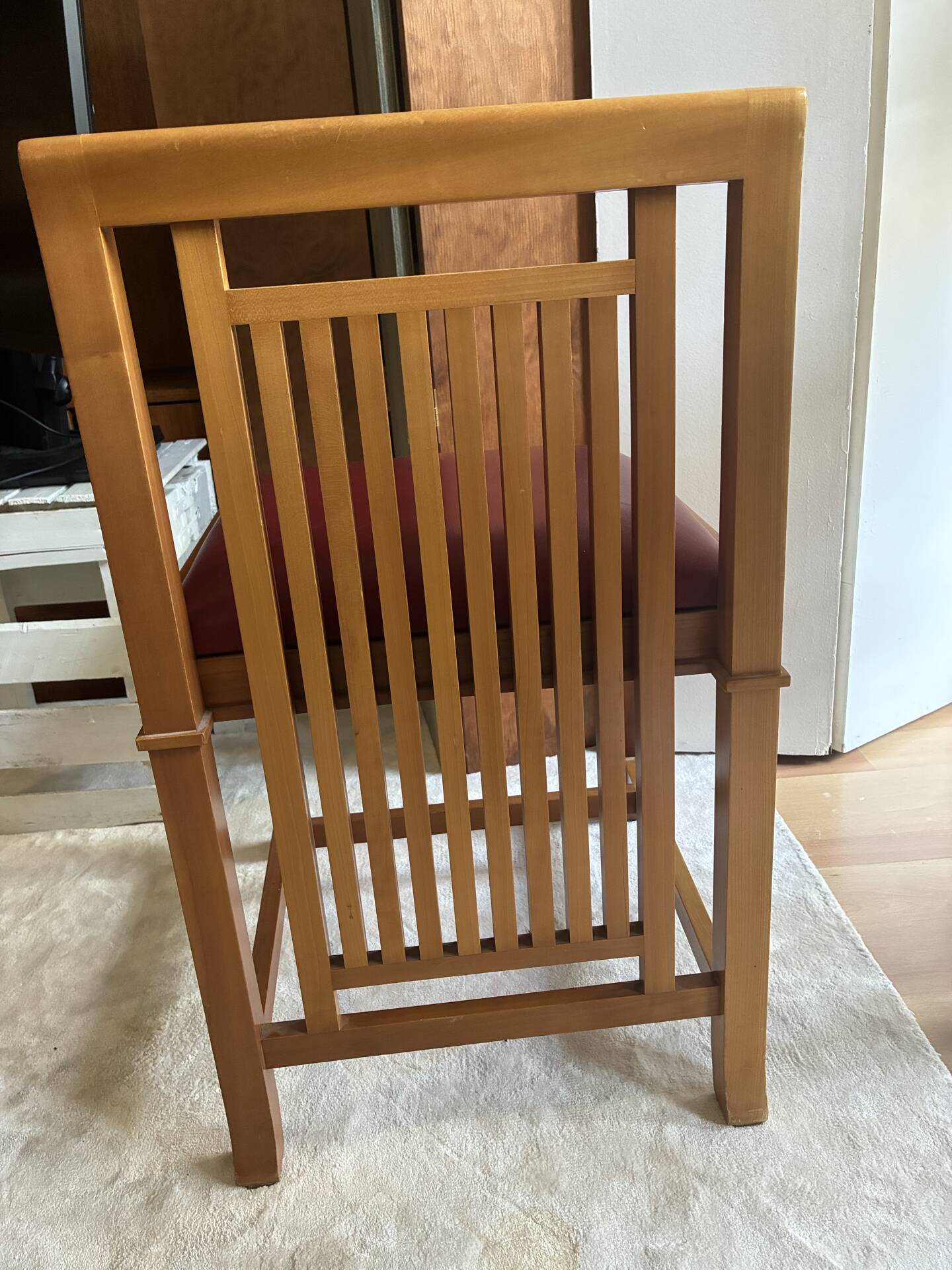 Coonley 609 Frank Lloyd Chair