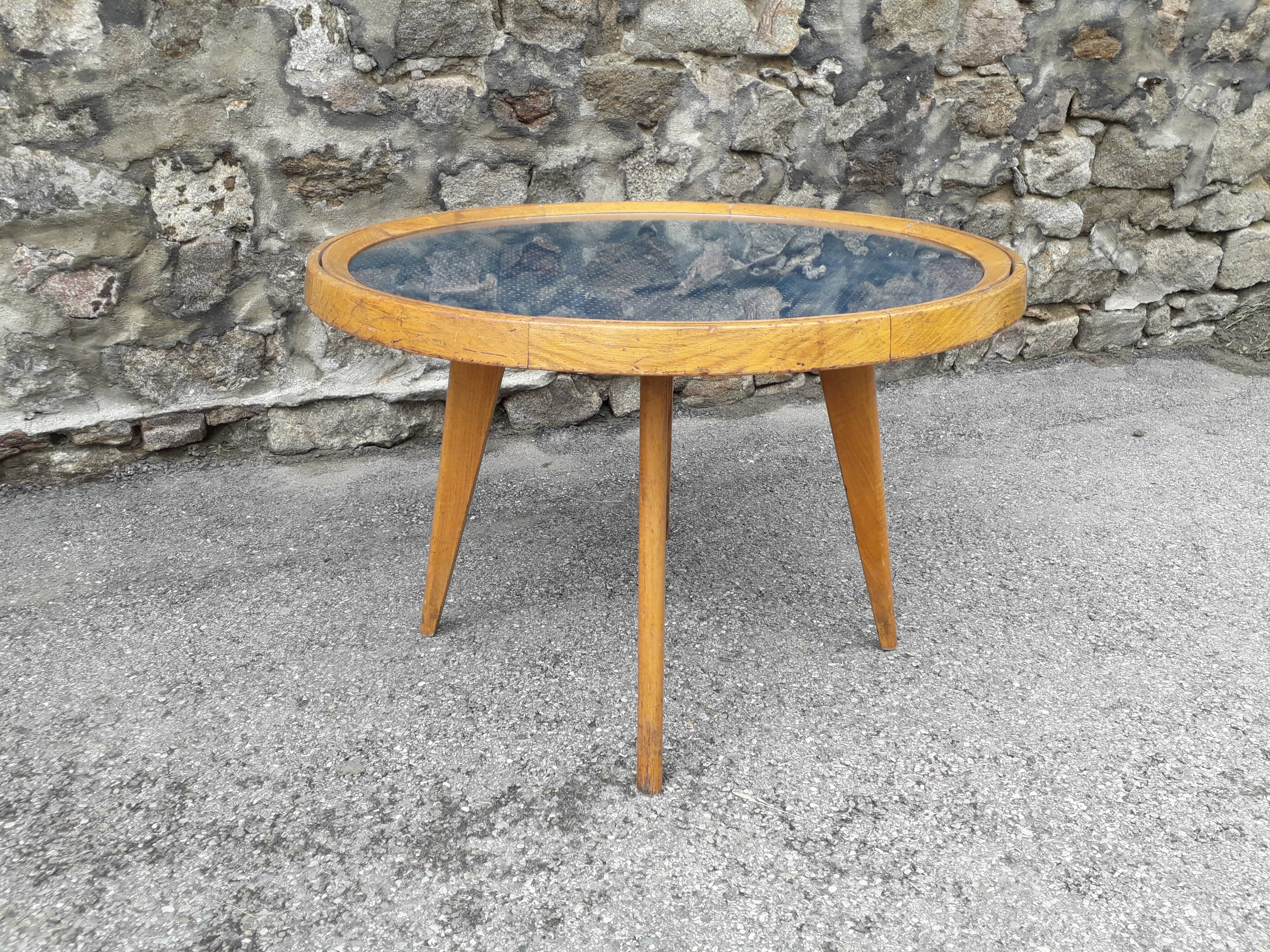 Coffee table vintage compass feet