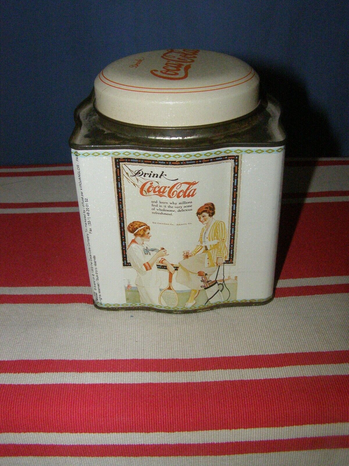 Old metal advertising box "Coca Cola"