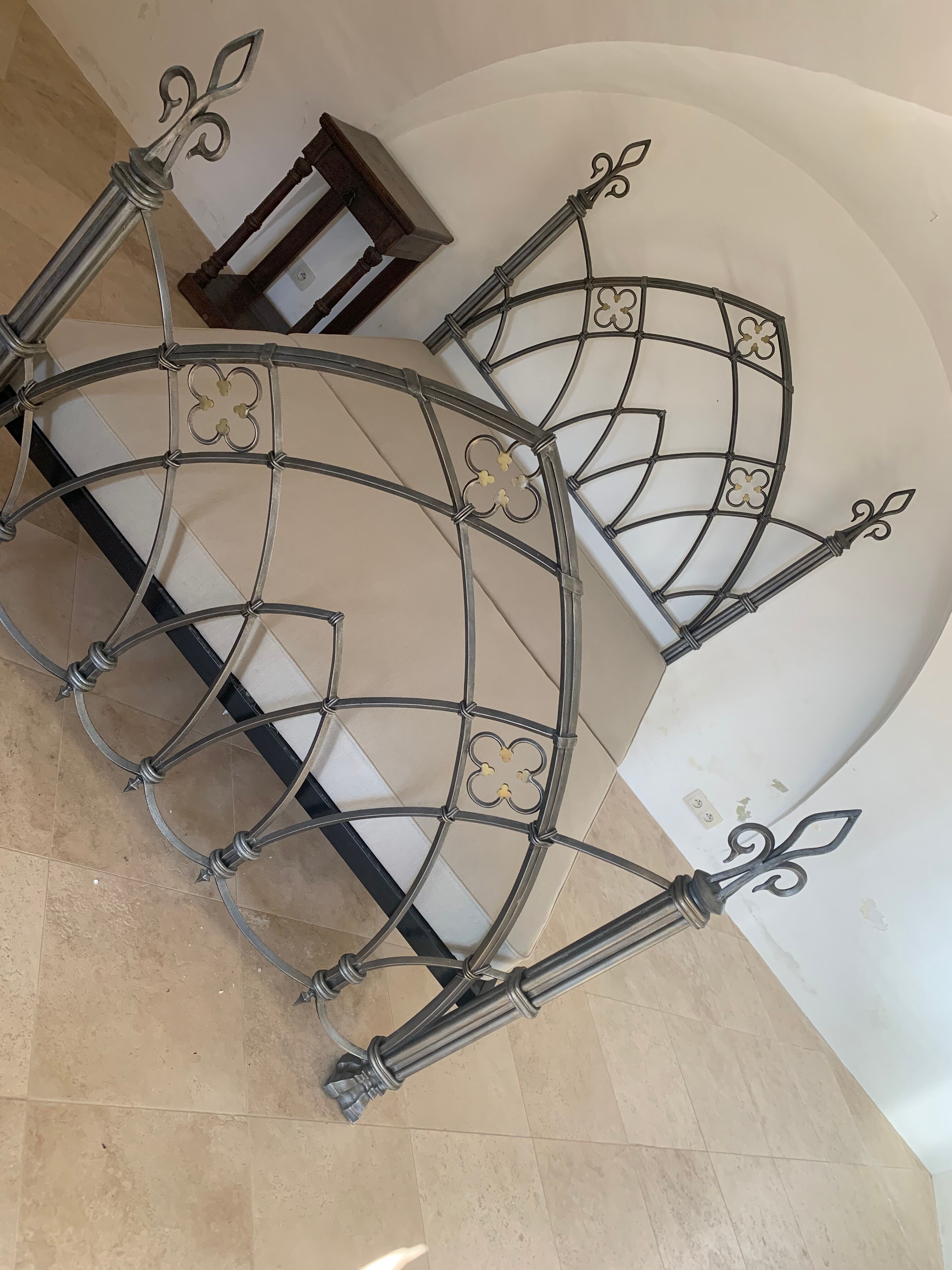 Two-seater wrought iron bed