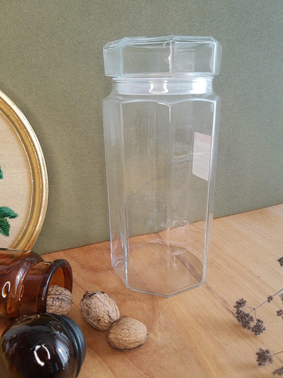 Large octagonal hermetic jar luminarc France vintage