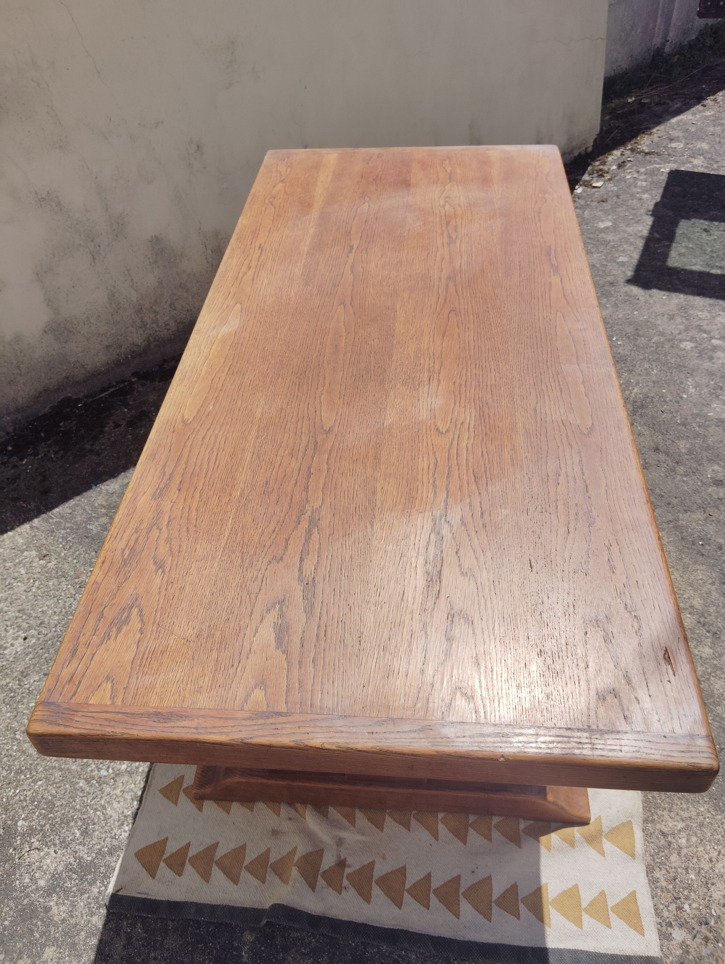 Table de ferme monastère
