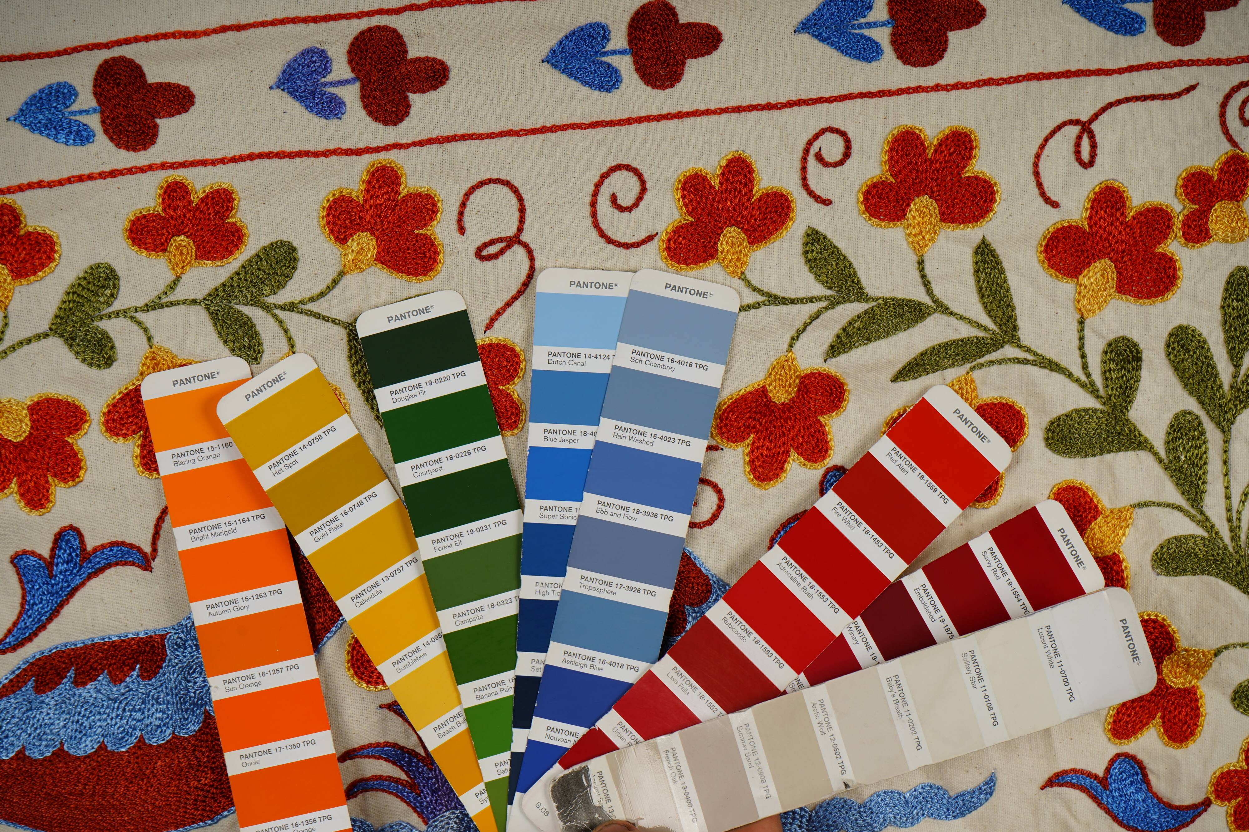 Hand-knotted rug, vintage Turkish rug 50x98 cm