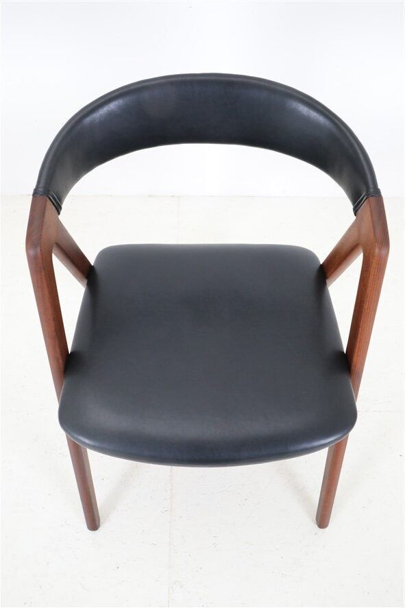Set of 2 “A-Chairs” / teak chairs / recycling leather / black / Mid Century Danish Modern Design / 1960s