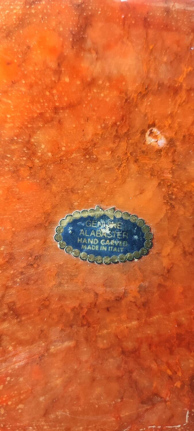 Cenicero de alabastro y plata. Italia, 1960s.