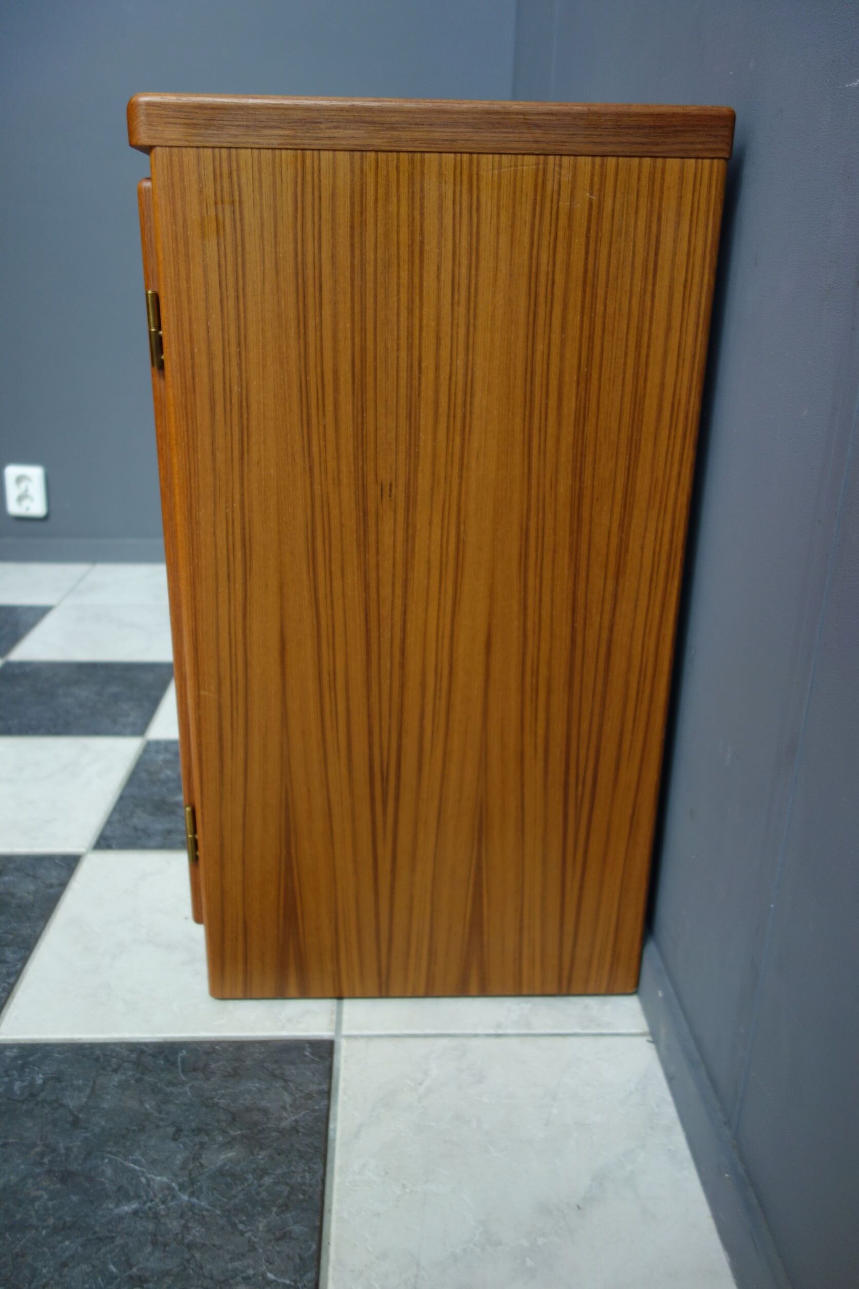 Teak danish cabinet 1 door, Scan-Flex Denmark