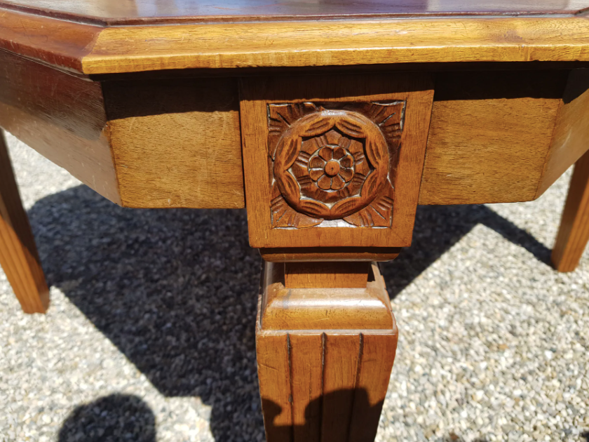 Art deco dining table