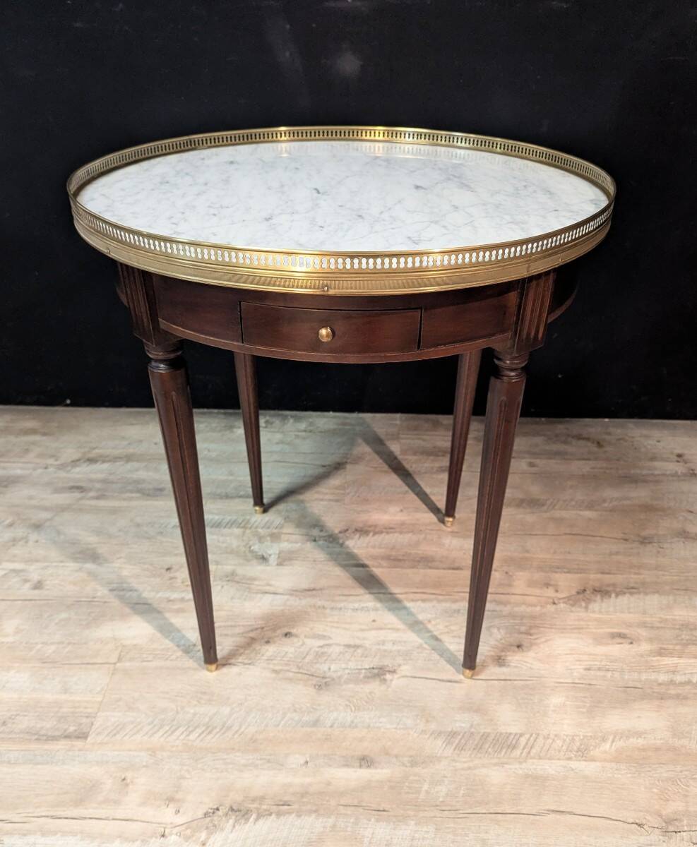 Mahogany bouillotte table, marble top