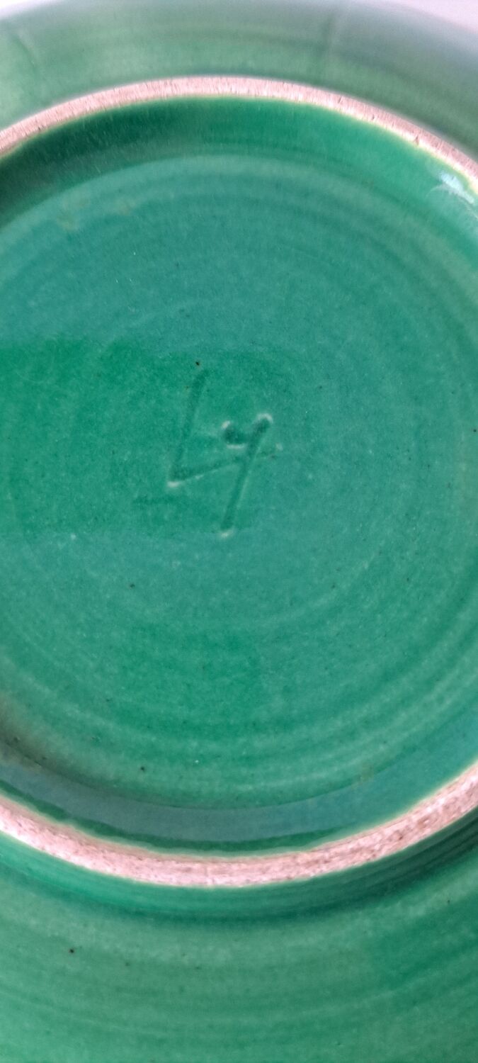 Vallauris style saucer cup