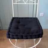 Set of garden seats, made of iron