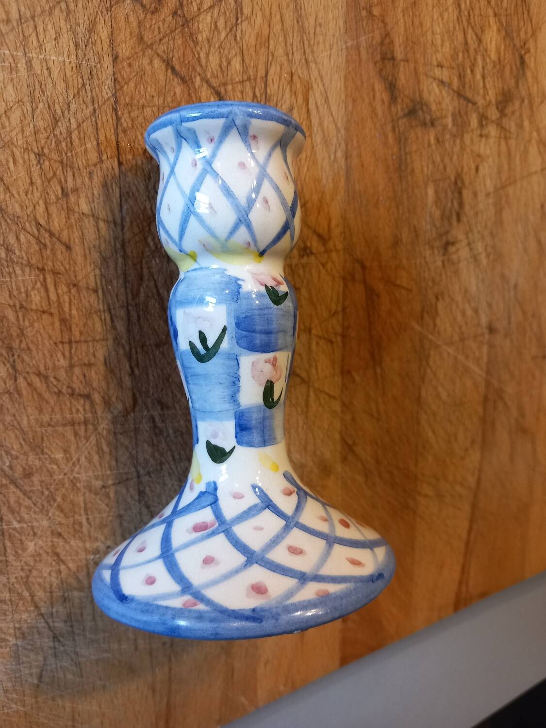 Ceramic candle holder