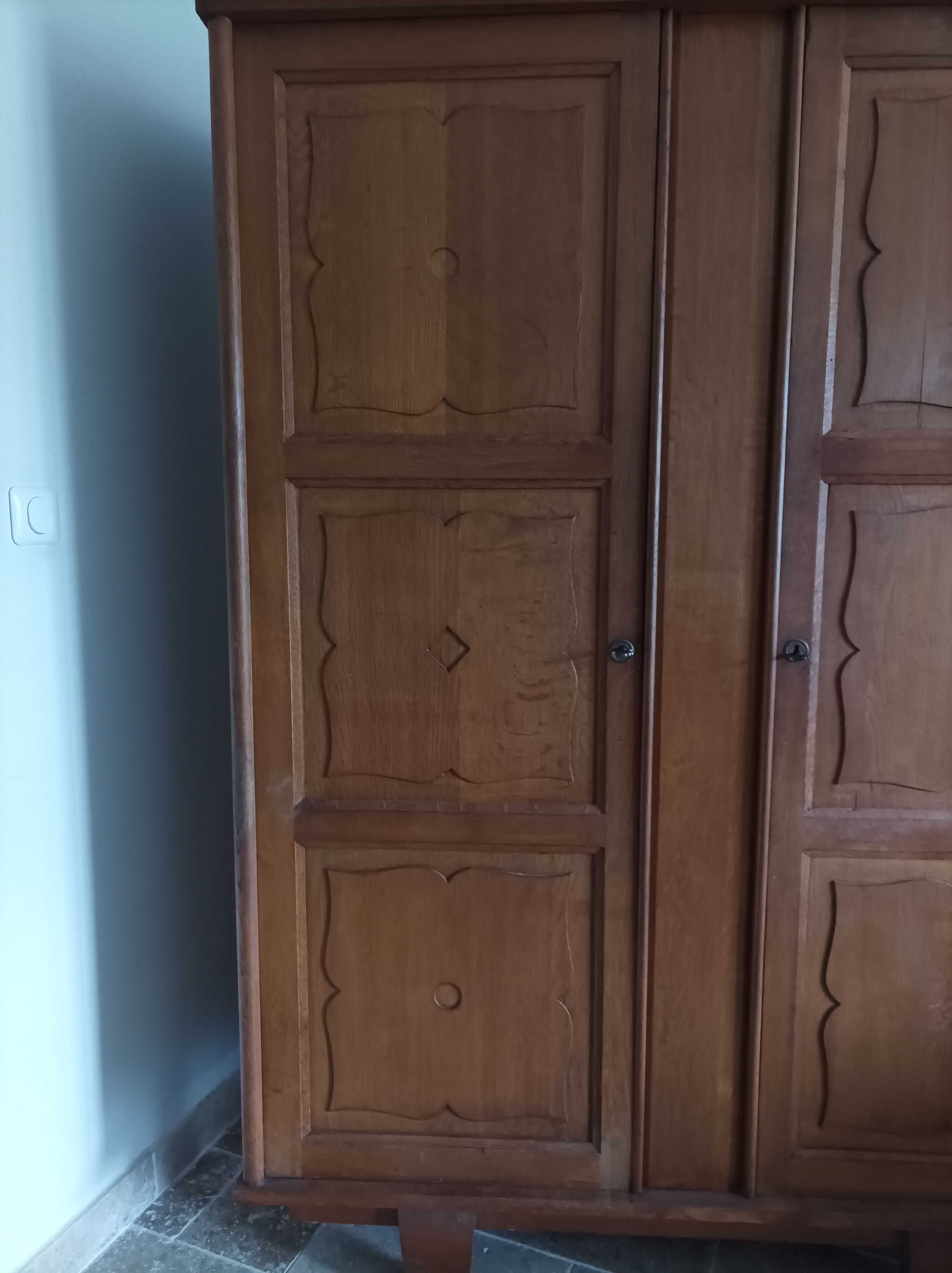 Vintage oak cabinet