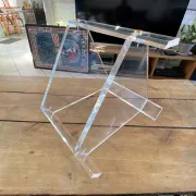 Triangular plexiglass coffee table end table Altuglas David Lange 70