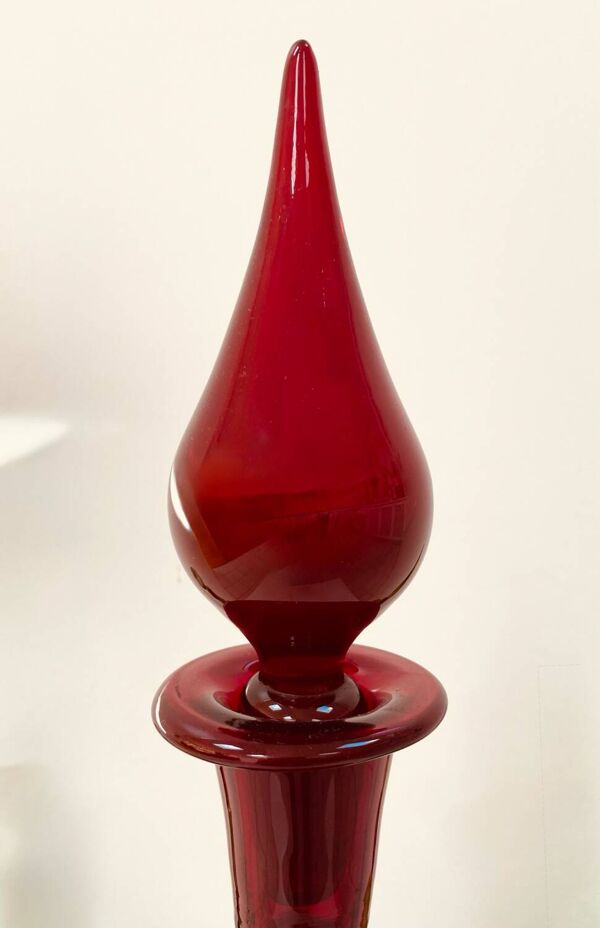 Grande carafe en verre soufflé rouge Blenko / Genie Bottle années 60