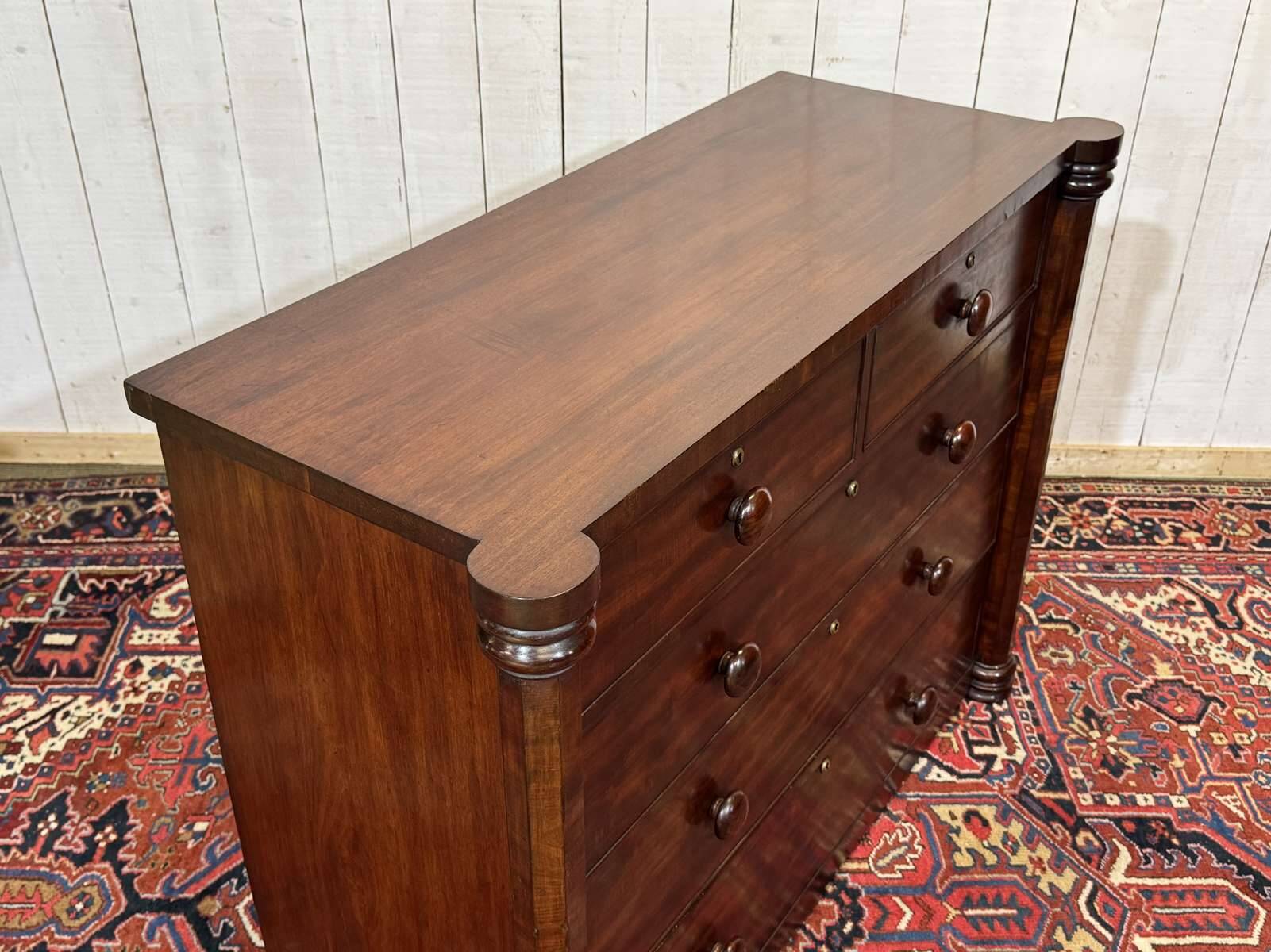 Commode Victorienne 19ème en acajou