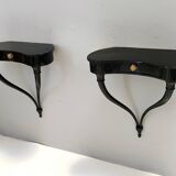 Paire de consoles murales, chevets en hêtre noir attribuées à Ulrich